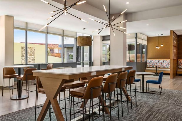Images Hampton Inn & Suites San Mateo-San Francisco Airport