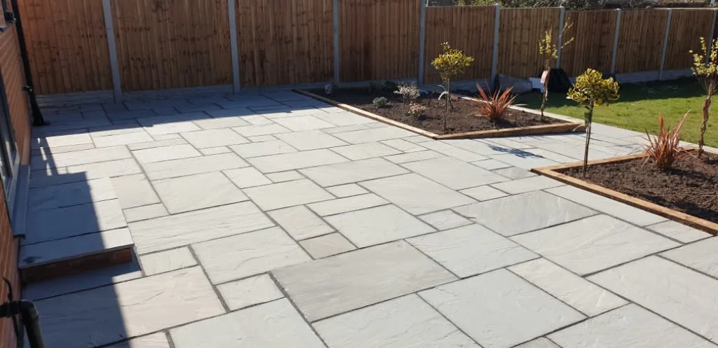 Images Kingston Views Landscaping