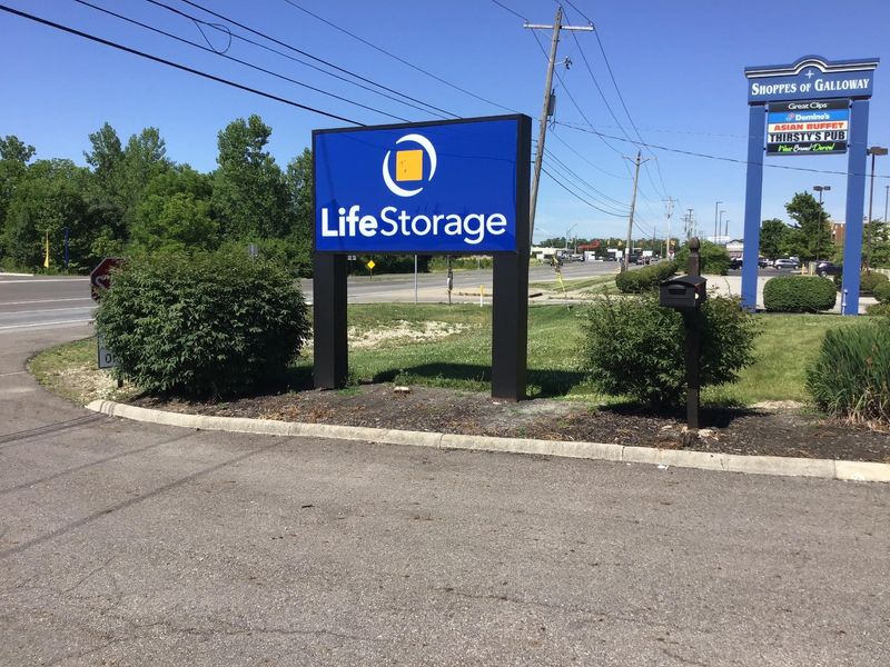 Images Life Storage - Columbus