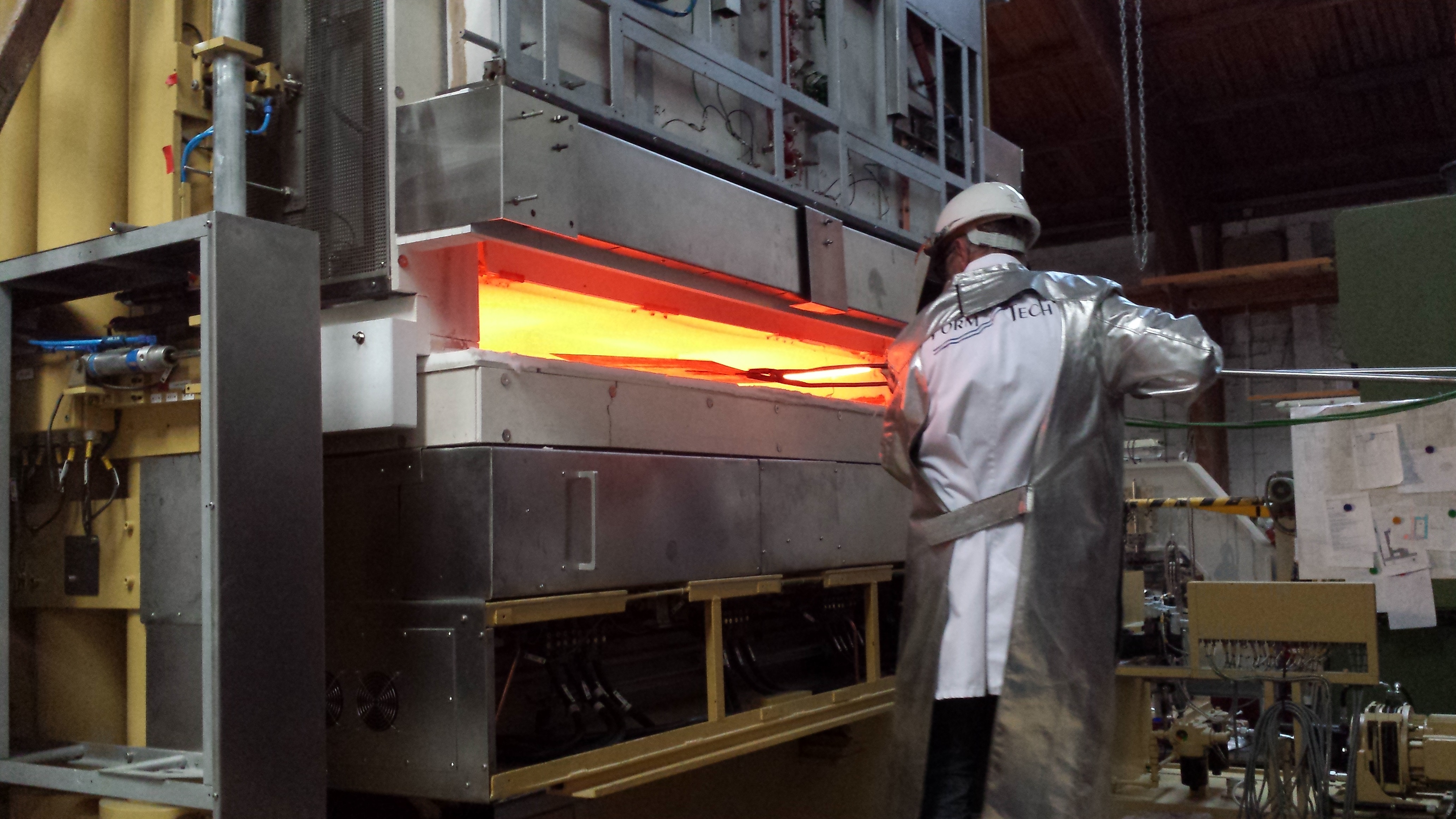 ENA GmbH Industrieofenbau, Industriestraße 3 in Staßfurt OT Atzendorf