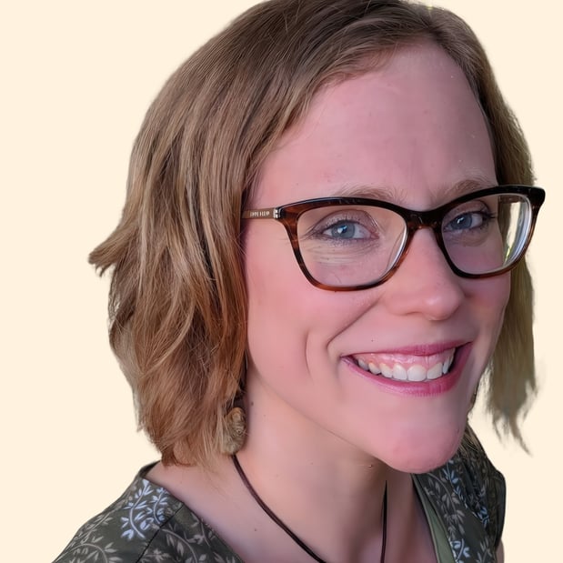 Images Alyssa Brin, Counselor