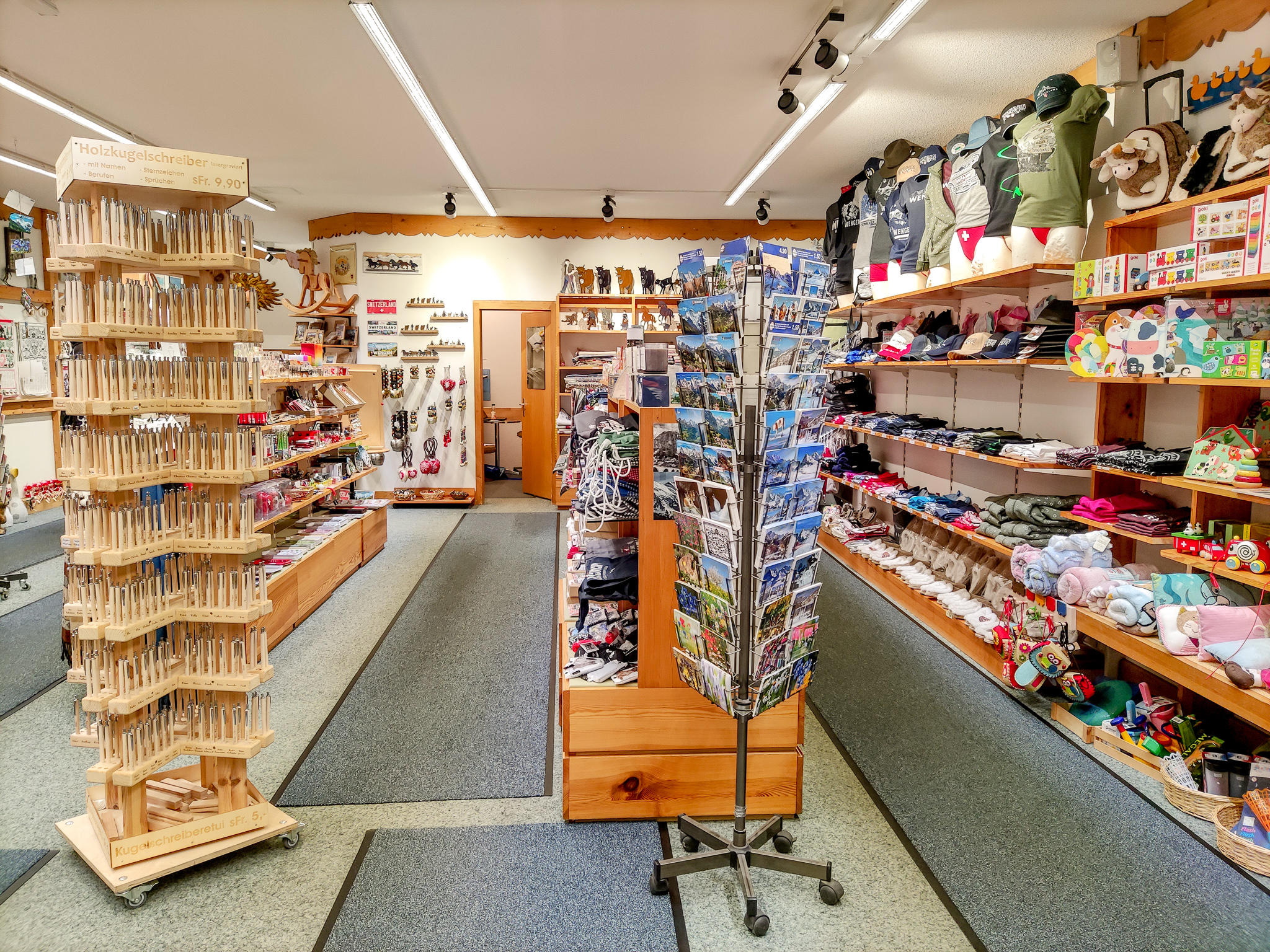Bilder Swiss Made Shop Wengen
