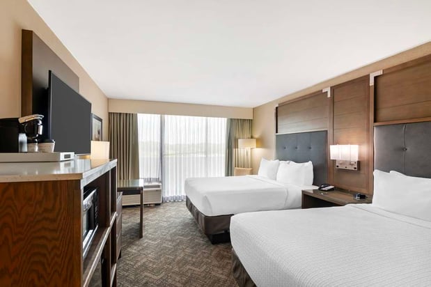 Images Best Western Plus Kansas City Sports Complex Hotel