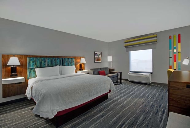 Images Hampton Inn & Suites Syracuse Dewitt