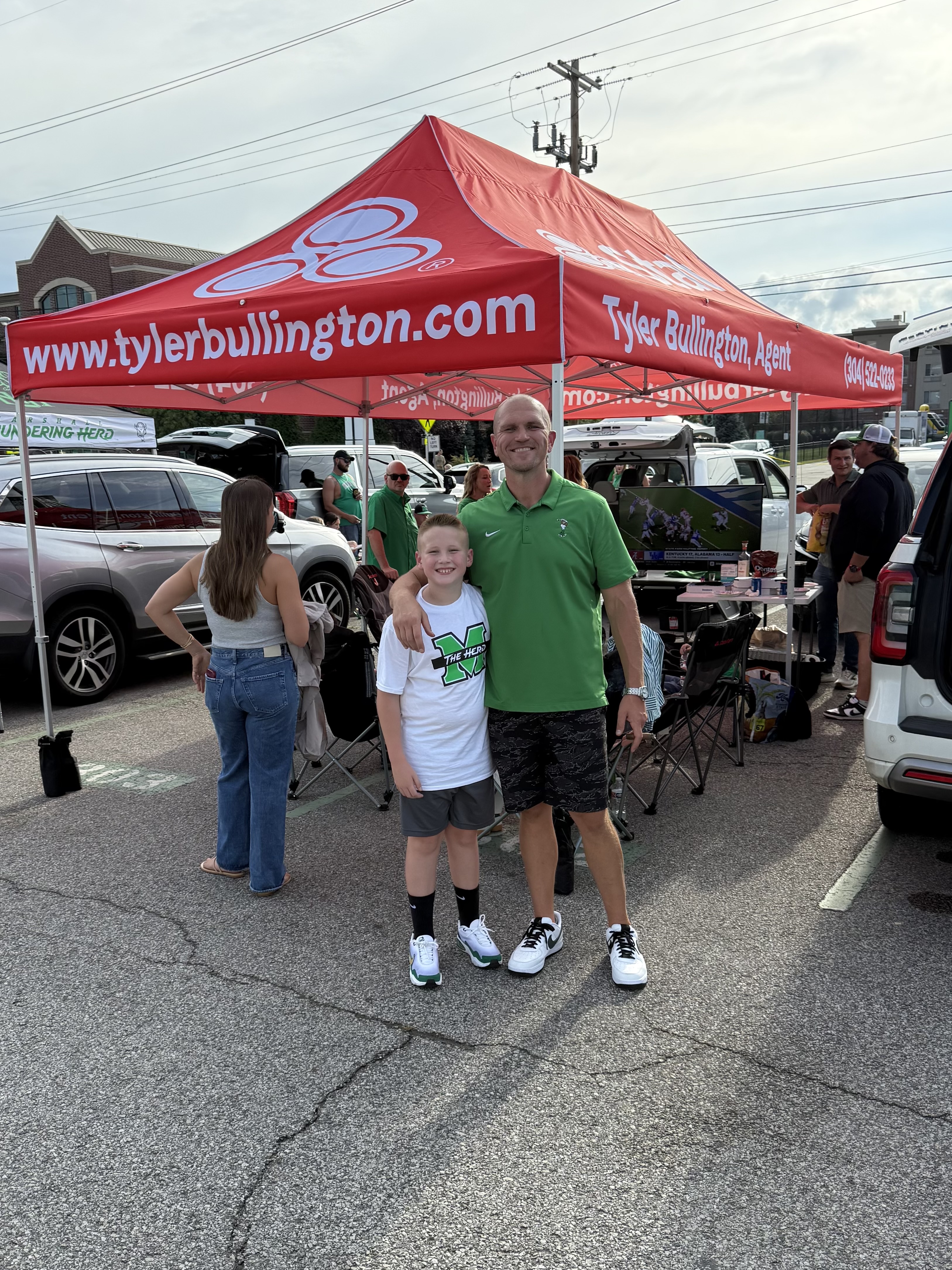 Game day, good company, and plenty of Herd spirit!