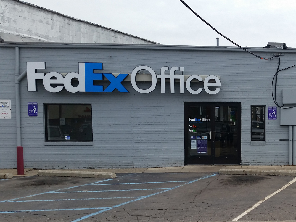 FedEx Office Print & Ship Center Photo