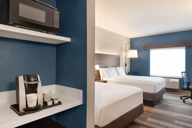 Images Holiday Inn Express & Suites Denver Airport by IHG