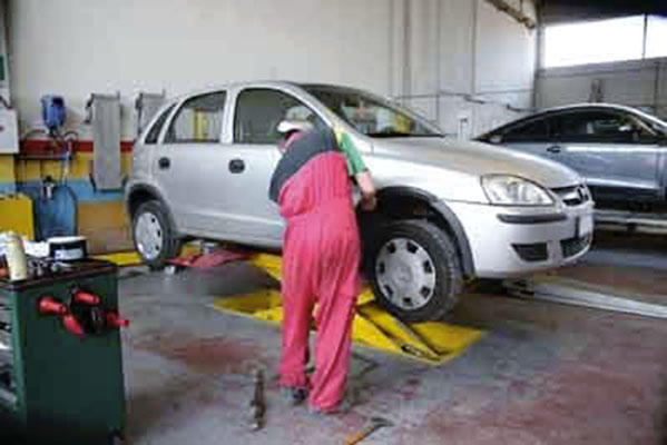 Images Centro Prealpino Autorevisioni
