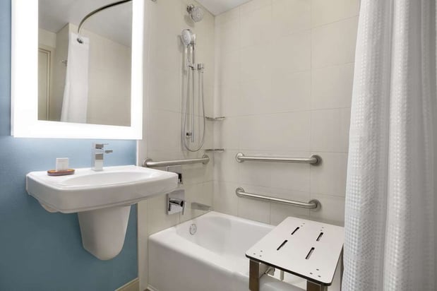 Images Embassy Suites by Hilton San Antonio Airport