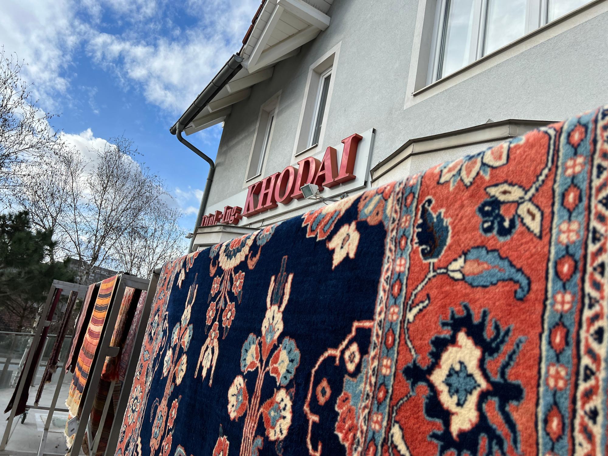 Bild 67 von Teppiche Dipl. Ing. Khodai GmbH - Teppichreinigung