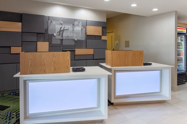 Images Holiday Inn Express & Suites Vandalia by IHG
