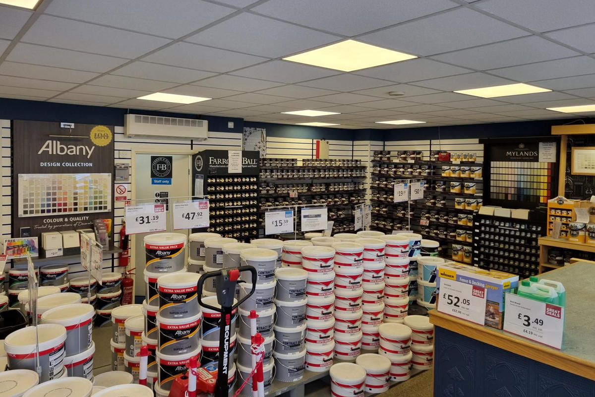 Brewers Decorator Centres Corby 01536 206226