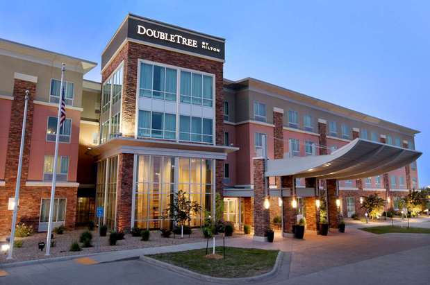 Images DoubleTree by Hilton West Fargo Sanford Medical Center Area