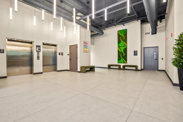 Images 555 Boulevard