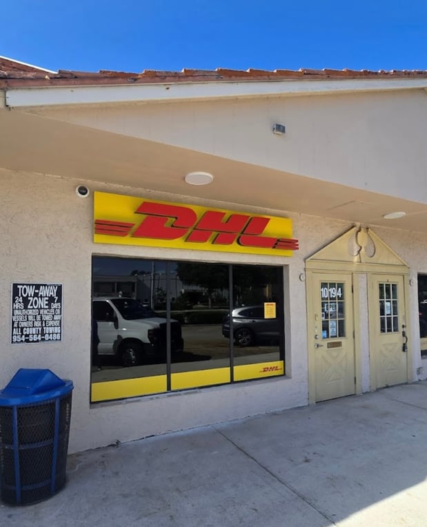 Images DHL Express Service Point Coral Springs