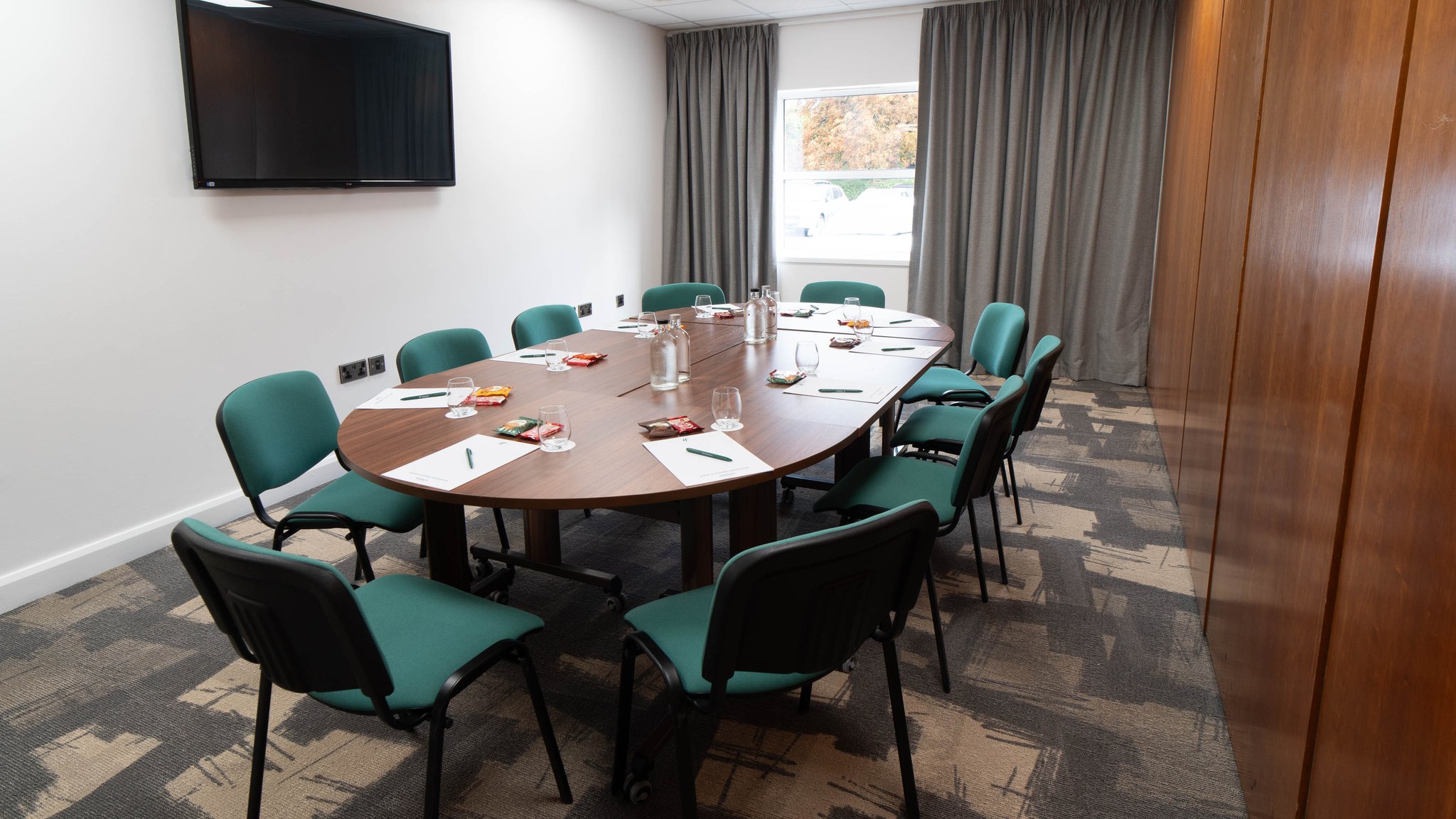 Images Holiday Inn Bristol Airport by IHG