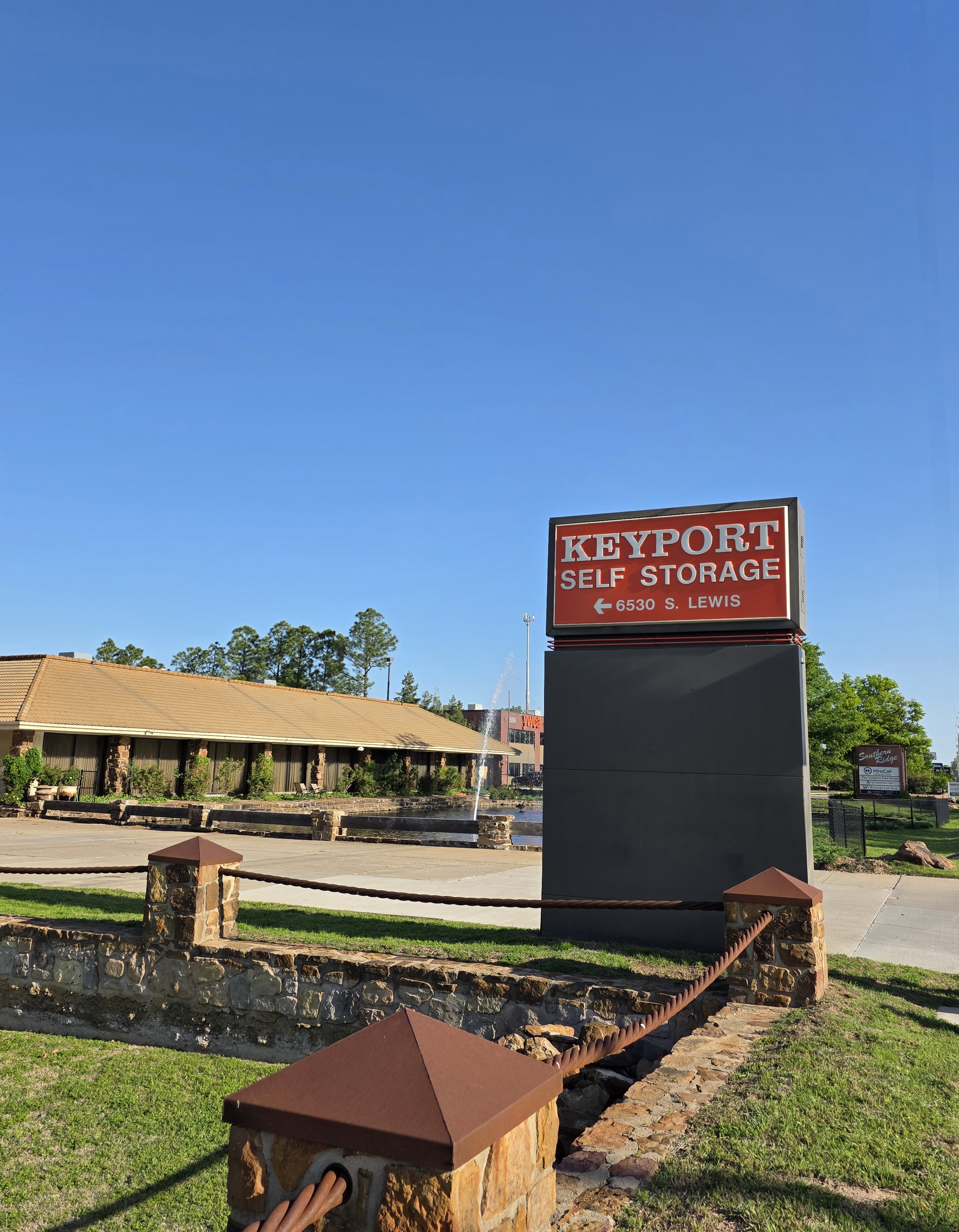 Keyport Self Storage Lewis in Tulsa, OK