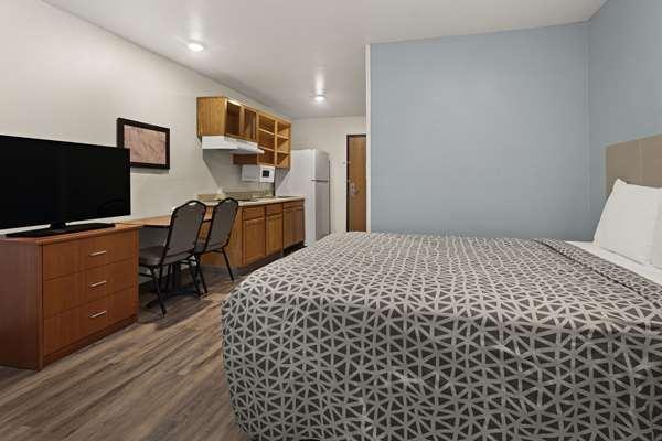 Images WoodSpring Suites Augusta Riverwatch