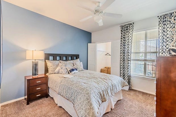 Images Grand Estates @ Keller