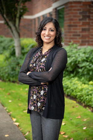 Images Jaspreet (Jessi) Khangura, MD