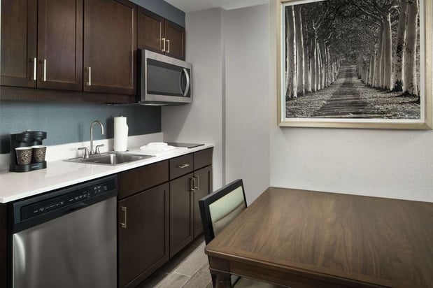 Images Homewood Suites by Hilton Teaneck Glenpointe
