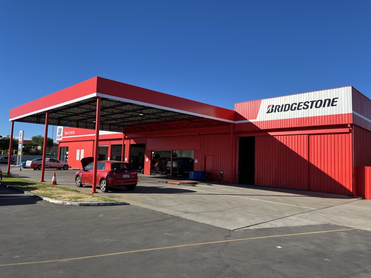 Images Bridgestone Select Tyre & Auto Salisbury