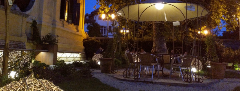 Images Dazio Garden Bar