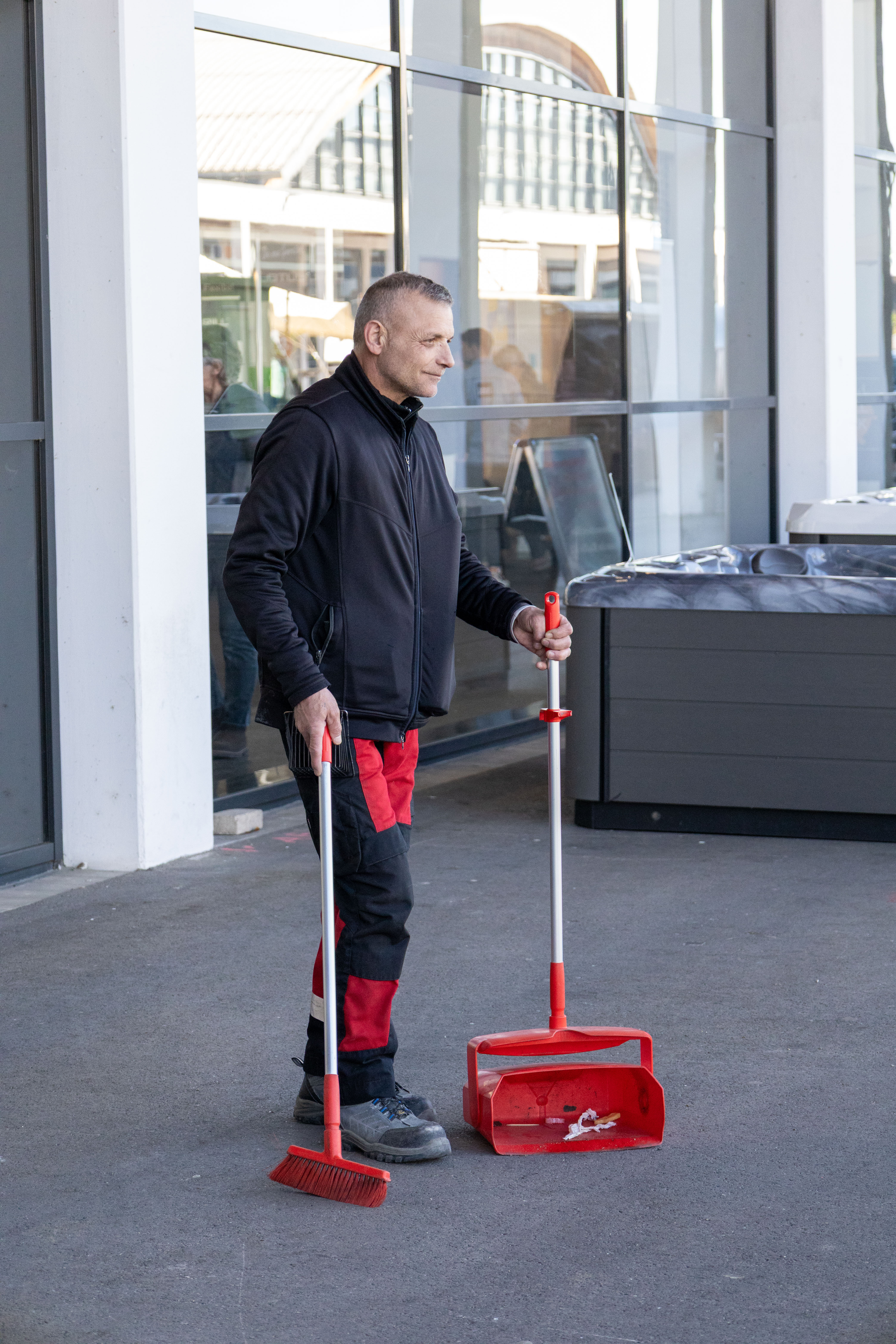 Bild 14 Stier Gebäudereinigung + Service GmbH in Ravensburg