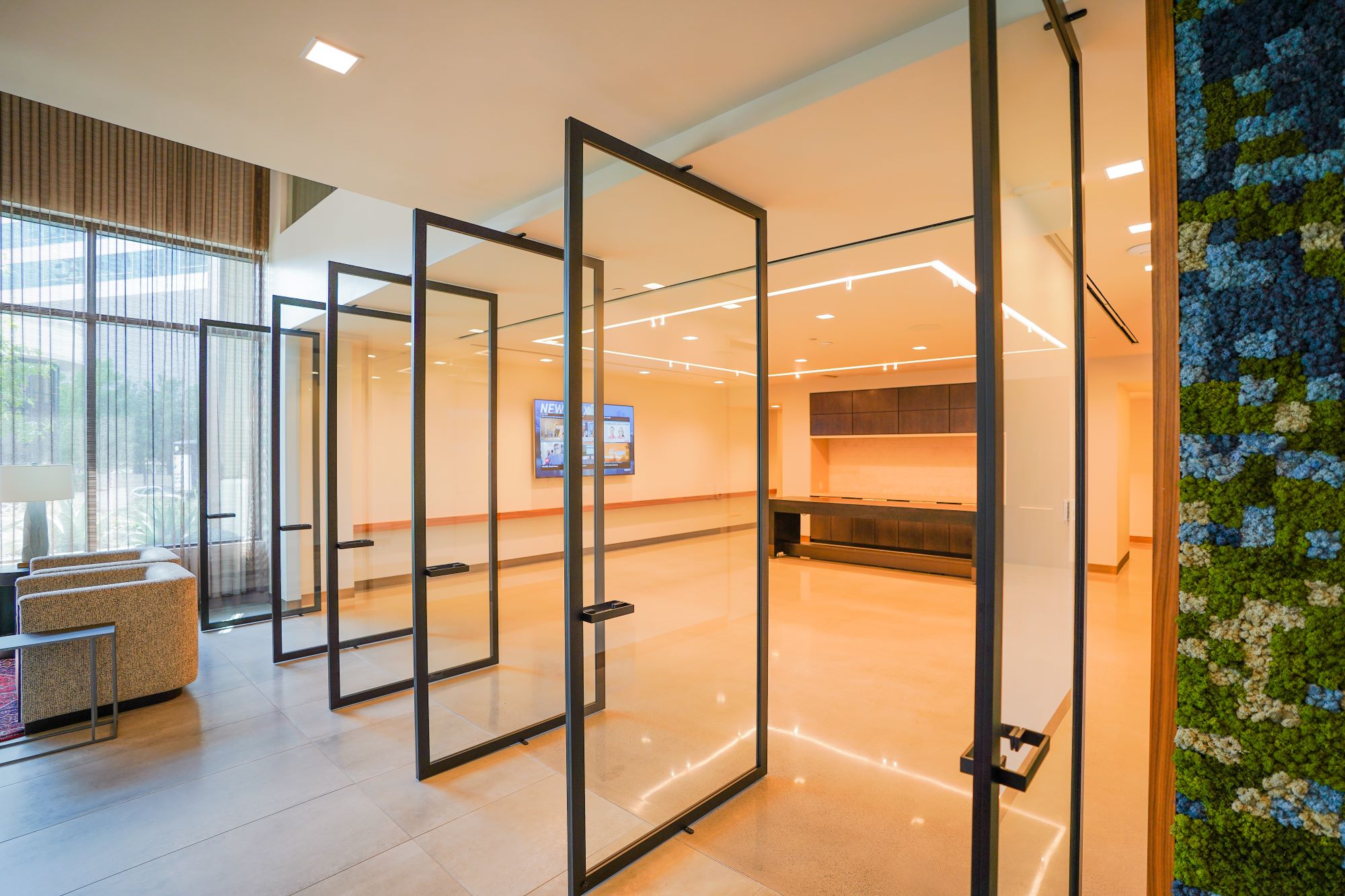 First United Bank - Dallas Uptown interior meeting space