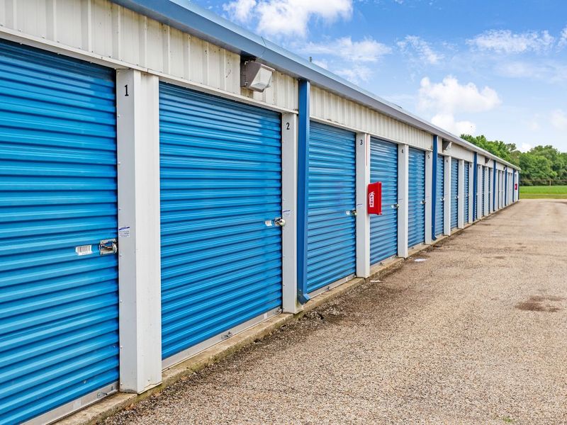 Exterior Units - Storage Express at 9514 S Powell Rd, Peoria, IL 61607 