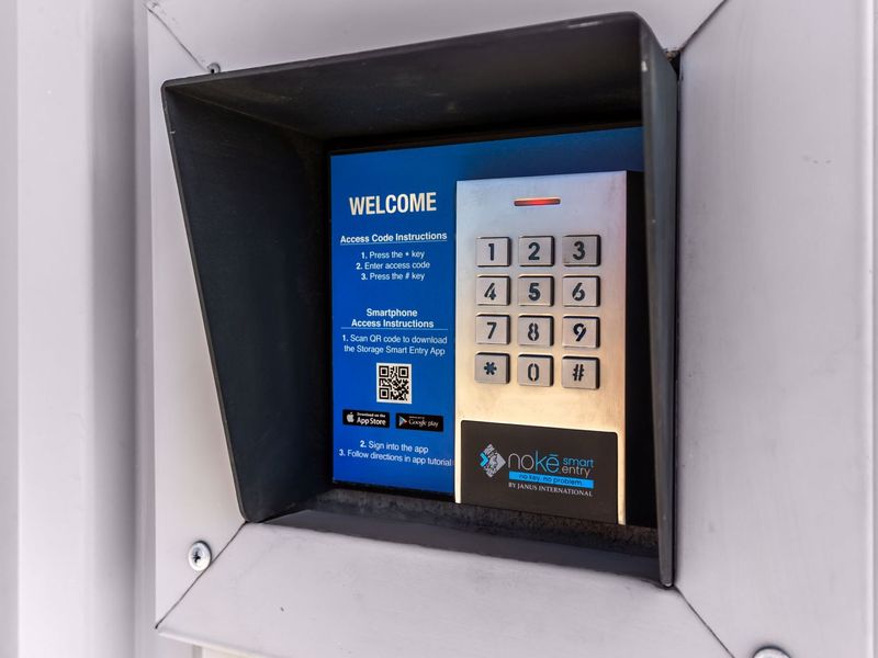 Images Extra Space Storage