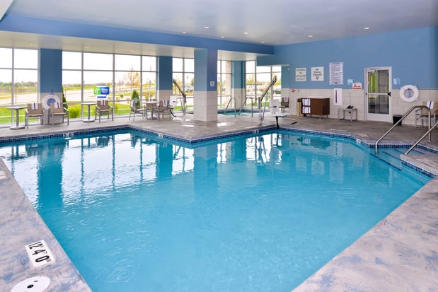 Images Holiday Inn Express & Suites Madison by IHG