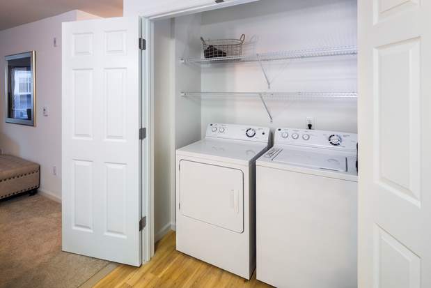 Images Merion Stratford Apartment Homes