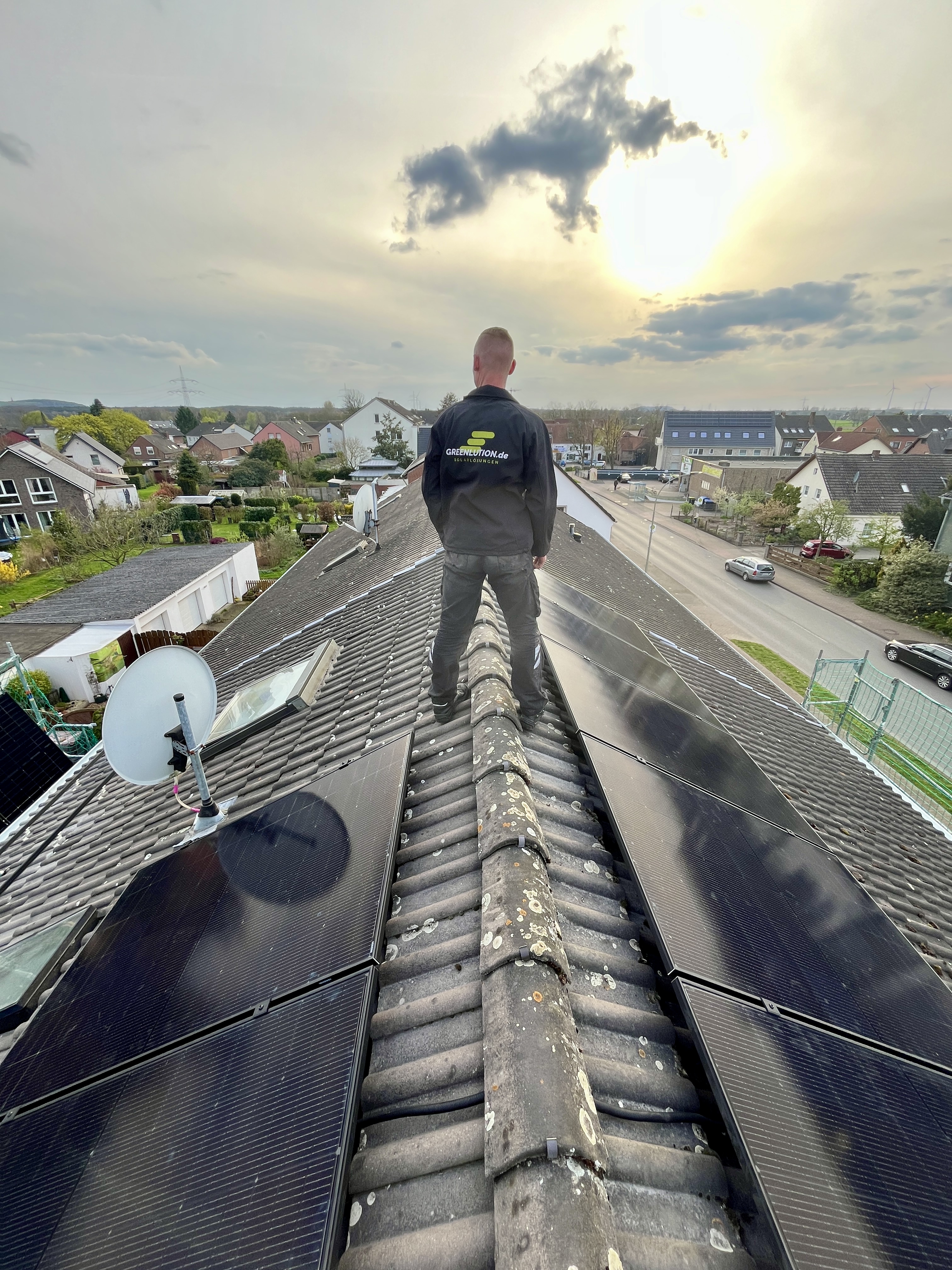 GREENLUTION Solar & PV Handel / Montage, Weseler Str. 9 in Alpen