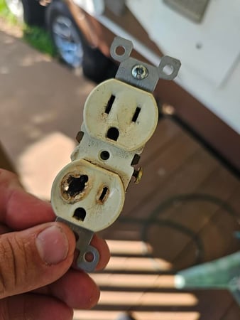 Images Reliable R.V Repair