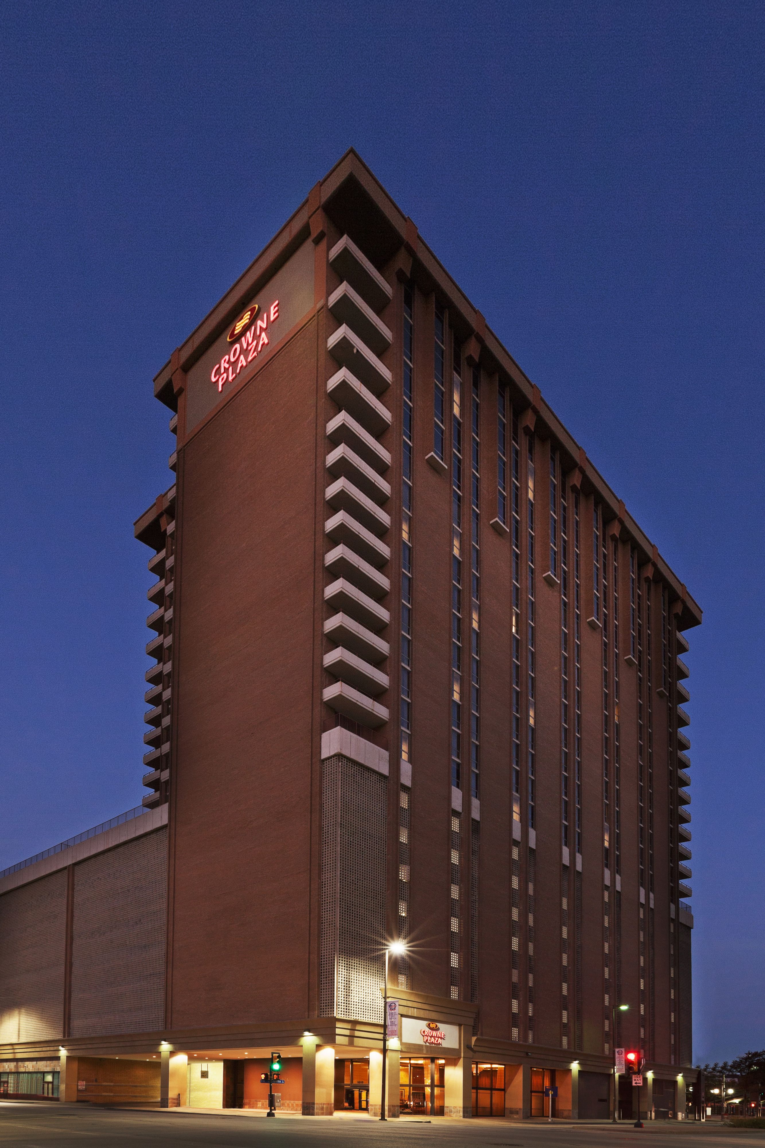 Crowne Plaza Columbus North- Worthington in Columbus, OH | Whitepages