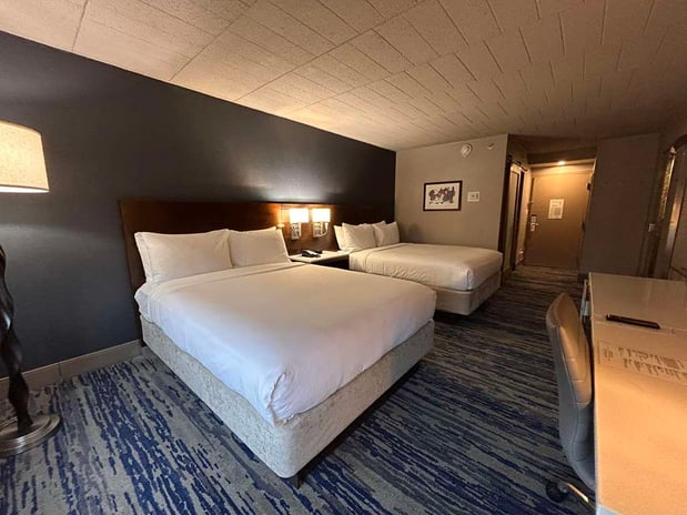 Images Skyline Hotel Detroit Airport, SureStay Collection by BW