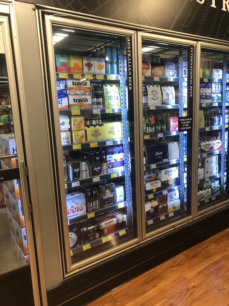 Images Liquorland Goulburn (Coles)