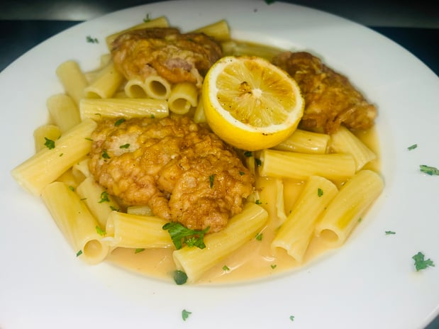 Images Leo's Italian Restaurant & Pizzeria