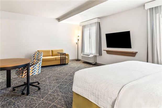 Images Hampton Inn & Suites Merced