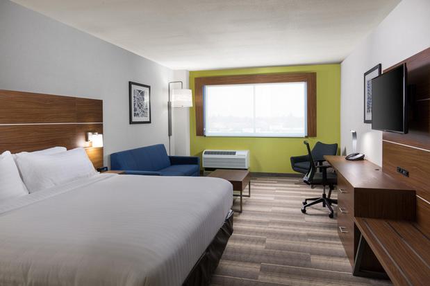 Images Holiday Inn Express Visalia - Sequoia Gateway Area by IHG