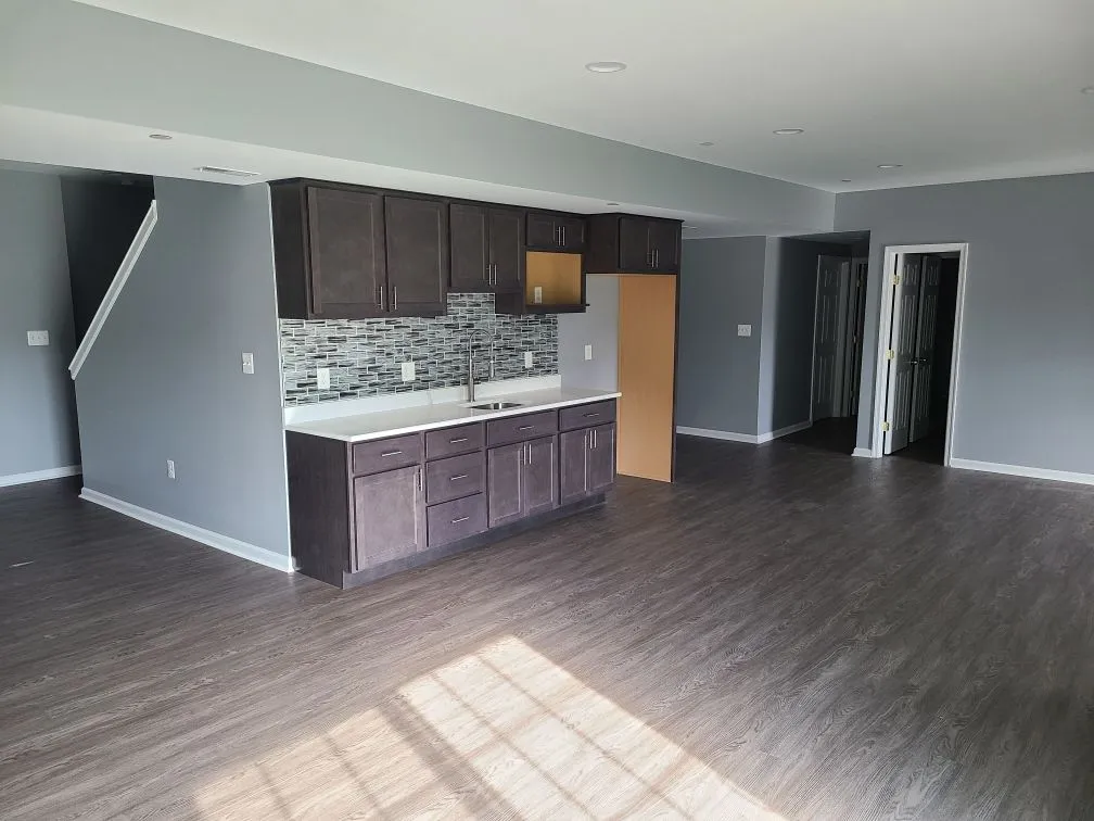 Full Force Contracting Image