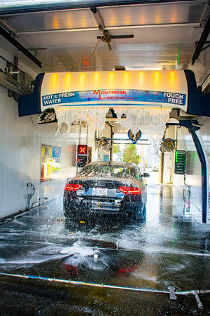 Images Montrose Laserwash
