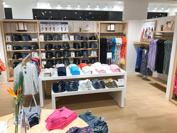 Images Lands' End    IN LIQUIDATION