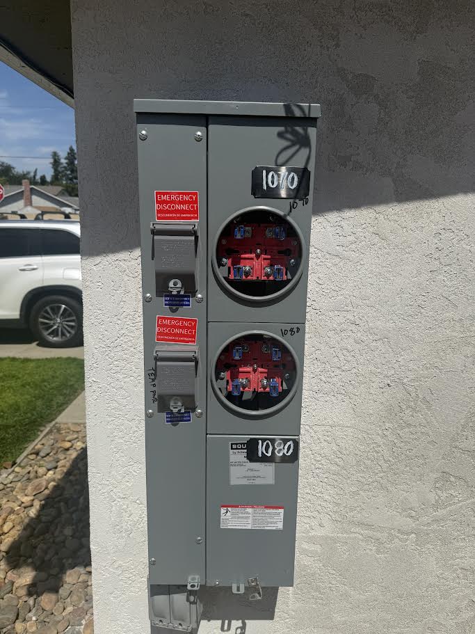 Janovich Electric inc Image