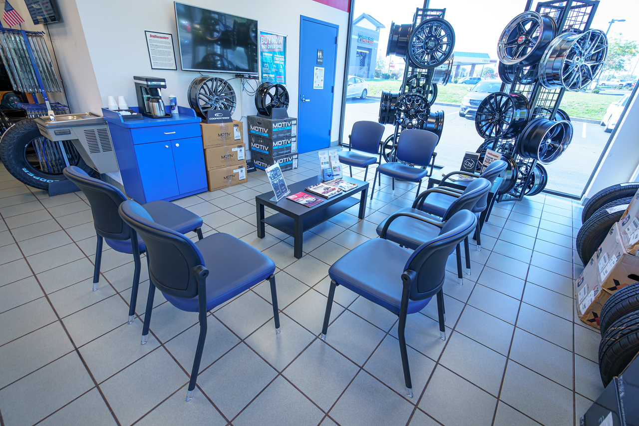 Tire Discounters on 4414 Brandt Pike in Dayton