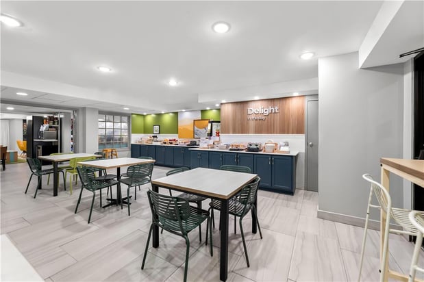 Images Spark by Hilton Biloxi Ocean Springs