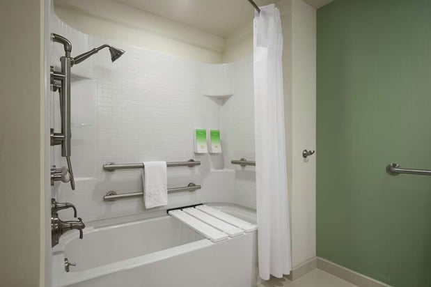 Images Home2 Suites by Hilton Philadelphia - Convention Center, PA