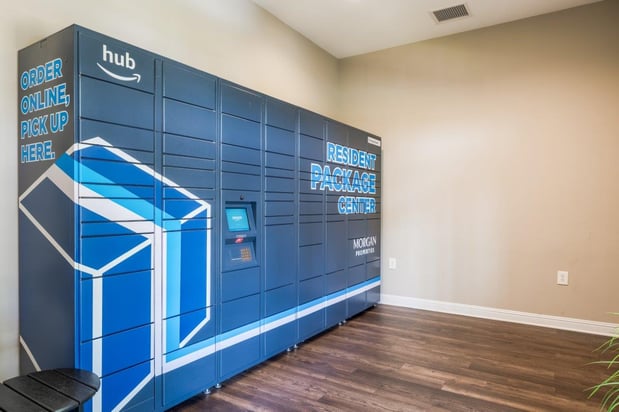 Images Carden Place Apartment Homes