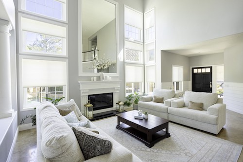 There’s no place like home for the holidays! Create your dream home this season with our stunning motorized cellular shades! Not only do these shades elevate this pristine living room, but they also create optimal functionality and convenience with their motorization capabilities.